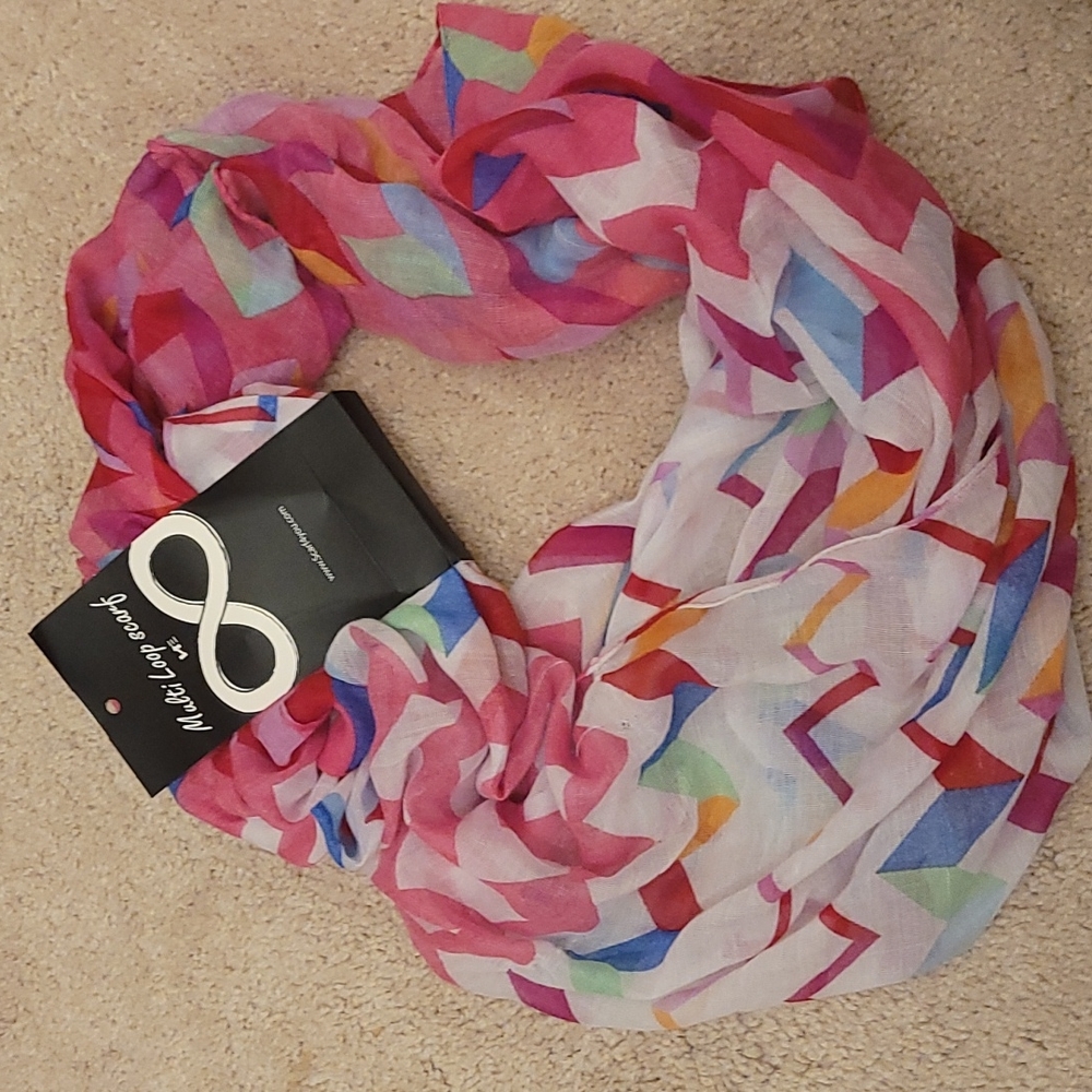 Multi loop fashion scarf